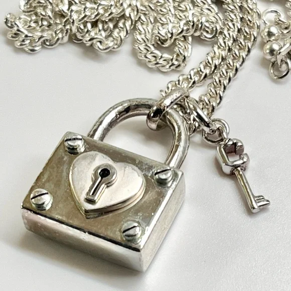 Coach Padlock Necklace in 925 Sterling Silver EUC - Picture 3 of 7